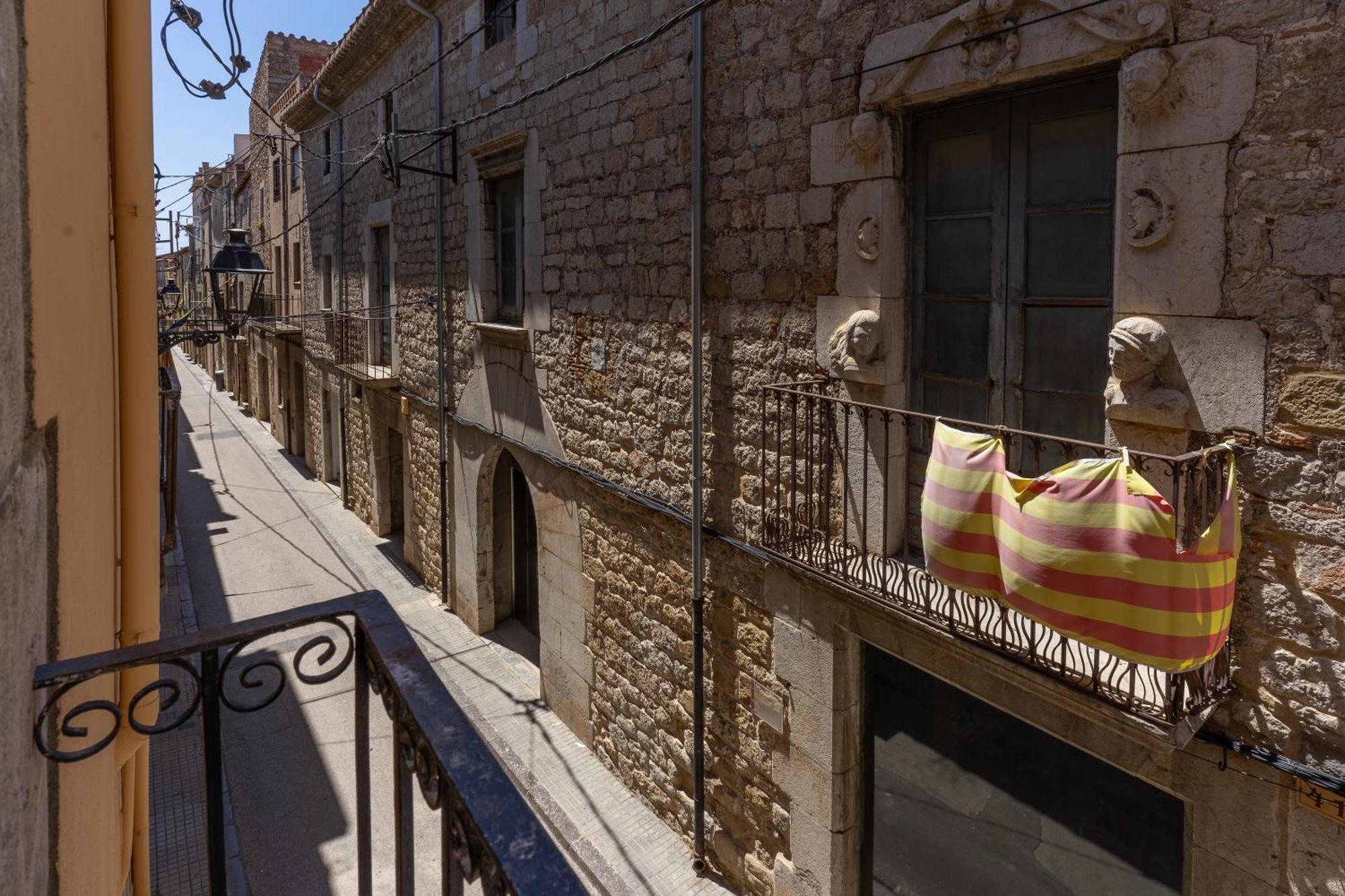 Empordanna, Apartamento Con Encanto En El Corazon Del Emporda Торроэлья-де-Монгри Экстерьер фото